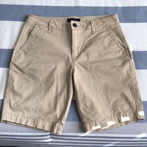 Aeropostale W 30” Khaki Shorts